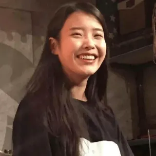 🙃 sourire, coréen, femme, portrait, célébrité, chanteuse telegram sticker