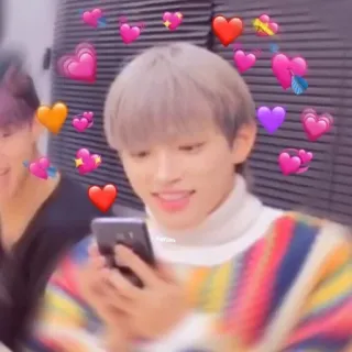 🐥 cuore, K-pop, persona, idol, amore telegram sticker