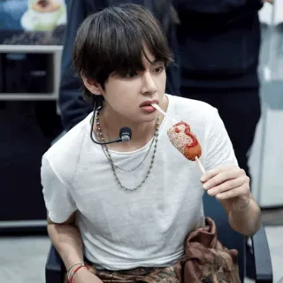 🐚 V K-Pop, BTS, Kim Taehyung, Idolo, Cantante, Intrattenimento telegram sticker