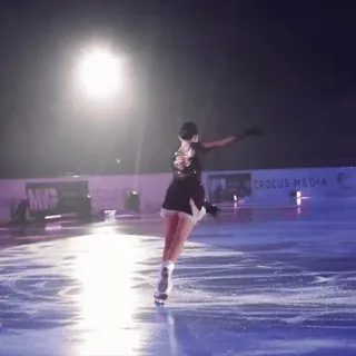 ✨ Patinage artistique, Patinage artistique, Spectacle, Patinoire, Sport, Athlète, Sports d'hiver telegram sticker