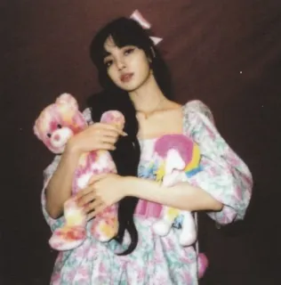 ❤️‍🩹 Lisa K팝, 블랙핑크, 리사, 테디베어, 아이돌, 패션, 귀여운 telegram sticker