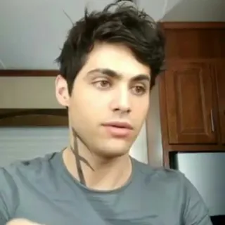 🏹 Matthew Daddario Shadowhunters Matthew Daddario, Shadowhunters, attore, tatuaggio, ritratto, uomo telegram sticker