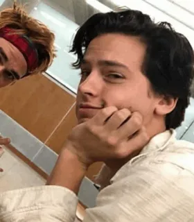 🙂 Cole Sprouse aktor, celebryta, portret, mężczyzna, idol nastolatków, gwiazda TV telegram sticker