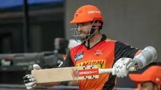 😇 cricket, sports, batsman, orange, helmet whatsapp sticker