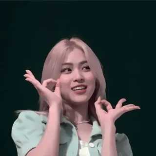 🍓 女人, 女孩, 肖像, 人物, 可爱, 亚洲人, 金发 telegram sticker