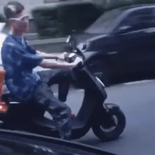 🏍 hulajnoga, transport, pojazd, ulica, miasto whatsapp sticker