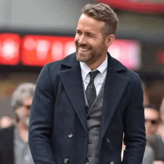🌐 Ryan Reynolds ator, celebridade, homem, retrato, sorrindo whatsapp sticker