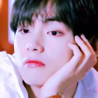 🕊 V V, BTS, K-Pop, певец, айдол, лицо, человек telegram sticker