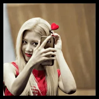 ᴴᴮᴰ Kim Lip @Loona_Team telegram stickers