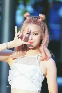 🤟 Ryujin Ryujin, ITZY, K-Pop, mulher, idol, fofa, sorriso, jovem telegram sticker