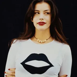 🍒 mulher, lábios, manga comprida, colar, retrato, batom vermelho telegram sticker