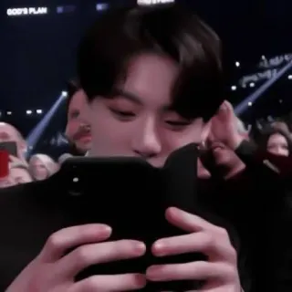 🤍 God's Plan 사람, 스마트폰, 이벤트, 셀카 telegram sticker
