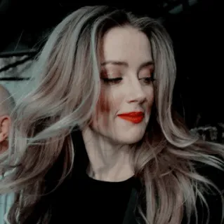 🐬 Amber Heard ผู้หญิง, นักแสดง, ภาพเหมือน, แอมเบอร์ เฮิร์ด telegram sticker
