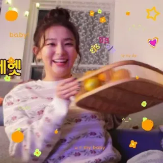 👘 baby
U r my baby Baby, Niedlichkeit, Blumen, Früchte, Frau, Lächeln, Person, Orangen telegram sticker
