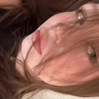 🧺 @wallgif girl, aesthetic, soft, portrait, moody, wallgif telegram sticker