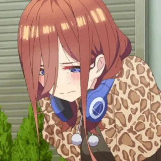 🐾 Yotsuba Nakano The Quintessential Quintuplets Anime, Pianto, Triste, Personaggio, Ragazza telegram sticker