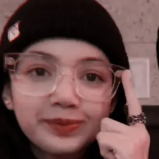 🙂 Lisa kpop, idol, glasses, celebrity, portrait, blackpink, singer, asian whatsapp sticker