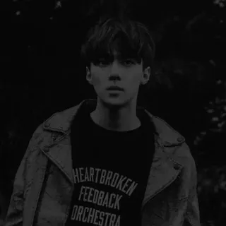 ✔️ HEARTBROKEN
FEEDBACK
ORCHESTRA person, portrait, man, jacket, shirt telegram sticker