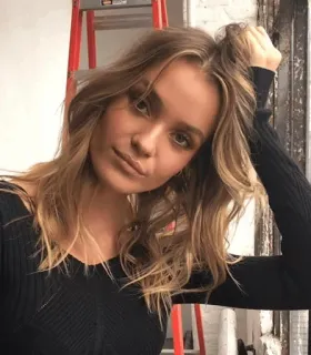 🌙 Frau, Porträt, blonde Haare, Person, Model, Schönheit whatsapp sticker