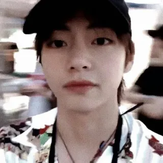 👽 V kpop, ídolo, cantante, hombre, chico, celebridad whatsapp sticker