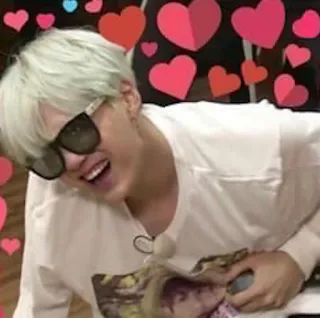 😫 person, sunglasses, smiling, hearts, happy, love telegram sticker