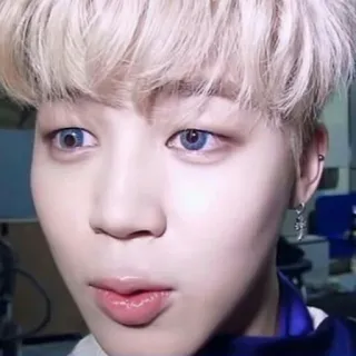 🐾 kpop, retrato, pessoa, homem, olhos, rosto, cantor telegram sticker