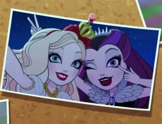 😜 Raven Queen Ever After High Мультфильм, Друзья, Ever After High, Эппл Вайт, Селфи telegram sticker