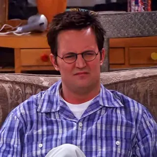 🤢 Chandler Bing Friends homme, portrait, lunettes, série télé, expression, sitcom, personnage whatsapp sticker