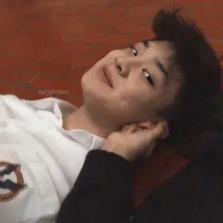 🤘 ourpprince người, nằm, chân dung, áo sơ mi trắng telegram sticker