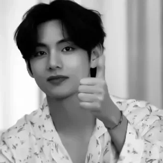 🍼 V thumbs up, kpop, bts, singer, idol, celebrity telegram sticker