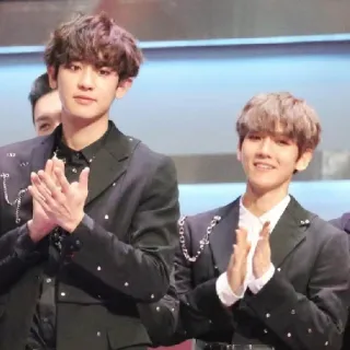 💕 hommes, costumes, applaudissements, coréen, groupe, Exo telegram sticker
