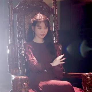😼 IU K-pop, Chanteur coréen, Lee Ji-eun, Actrice, Célébrité, Chanteur, Idole whatsapp sticker