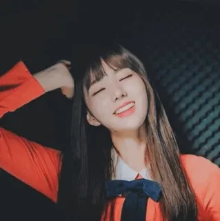 ❄ femme, portrait, fille, asiatique, sourire, brune telegram sticker