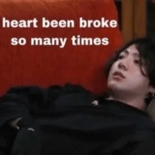 💔 heart been broke so many times มีม, เศร้า, อกหัก, อารมณ์, ภาพเหมือน telegram sticker