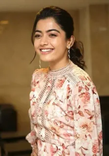 😄 Rashmika Mandanna Actrice, Indiase actrice, Model, Bollywood actrice, Beroemdheid telegram sticker