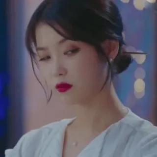 ◼️ IU wanita, aktris korea, penyanyi, selebriti, potret whatsapp sticker