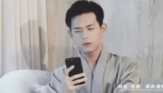 😊 柯尼 曼妥思 酷爽薄荷糖 mężczyzna, telefon, azjatycki, osoba, mentos, cukierek whatsapp sticker