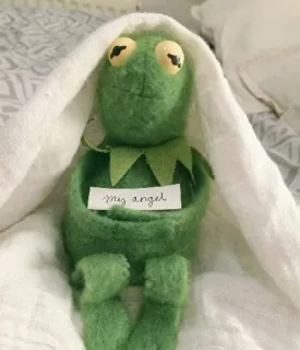 😇 Kermit My angel Кермит Лягушонок, ангел, кукла, зеленый, войлок telegram sticker