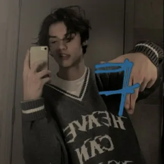 🍷 Selfie, Adolescente, Chico, Estético, Espejo, Casual telegram sticker