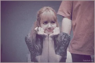 🌸 Lisa kpop, lisa, blackpink, koreanisch, sängerin telegram sticker