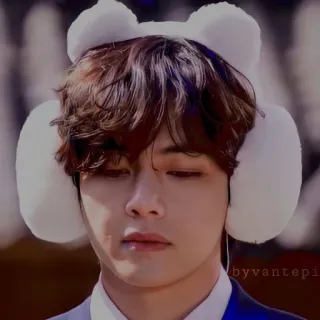 ⛓ byvantepi kpop, idole, portrait, célébrité, personne, homme, hiver, cache-oreilles telegram sticker