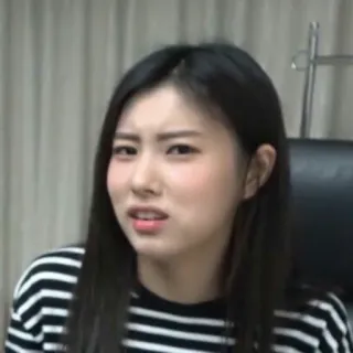 😒 visage, femme, dégoût, expression, doute telegram sticker