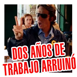 👮 DOS AÑOS DE TRABAJO ARRUINÓ whatsapp sticker
