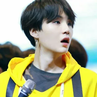 🍂 Suga Suga, Min Yoongi, BTS, K-Pop, Sänger, Idol, Musiker telegram sticker
