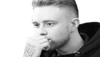 😶 ritratto, uomo, scala di grigi, viso, tatuaggio, contemplativo telegram sticker