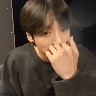 🥥 SOLARIVAA kpop, singer, idol, asian, celebrity telegram sticker
