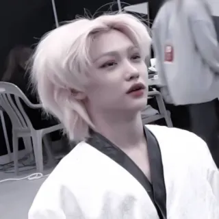 🐣 Felix kpop, idol, stray kids, sänger, promi, porträt telegram sticker