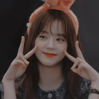 🍂 mujer, asiática, signo de paz, linda, sonriendo, kpop, chica telegram sticker