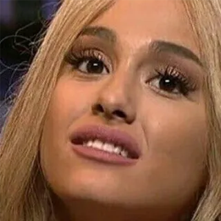 🙃 Ariana Grande cantor, pop, celebridade, rosto, expressão, engraçado whatsapp sticker