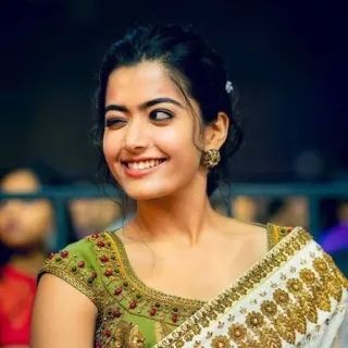 😉 Rashmika Mandanna Actrice, Actrice indienne, Célébrité, Rashmika Mandanna, Sourire telegram sticker